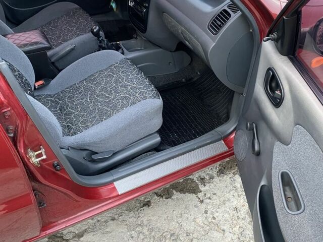 Красный Дэу Сенс, объемом двигателя 1.3 л и пробегом 175 тыс. км за 1950 $, фото 7 на Automoto.ua