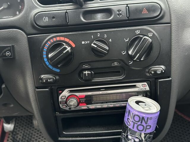 Червоний Деу Сенс, об'ємом двигуна 1.6 л та пробігом 312 тис. км за 2050 $, фото 9 на Automoto.ua