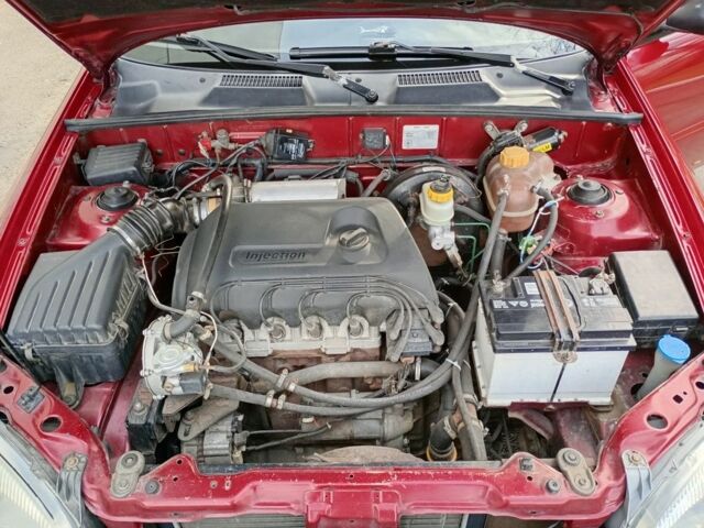 Червоний Деу Сенс, об'ємом двигуна 1.3 л та пробігом 240 тис. км за 2500 $, фото 4 на Automoto.ua