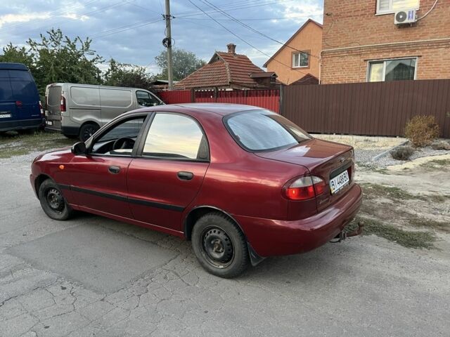 Красный Дэу Сенс, объемом двигателя 1.4 л и пробегом 218 тыс. км за 1700 $, фото 1 на Automoto.ua