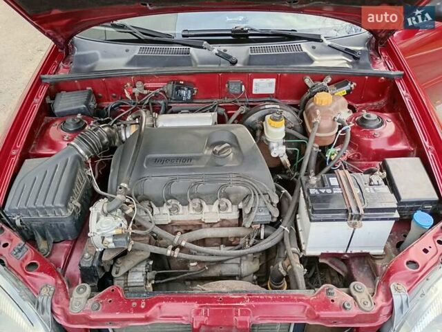 Червоний Деу Сенс, об'ємом двигуна 1.3 л та пробігом 240 тис. км за 2500 $, фото 21 на Automoto.ua