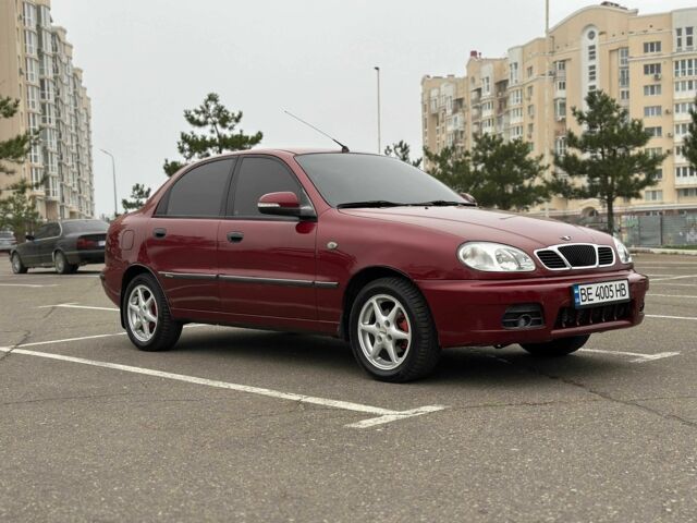 Червоний Деу Сенс, об'ємом двигуна 1.5 л та пробігом 177 тис. км за 3200 $, фото 2 на Automoto.ua