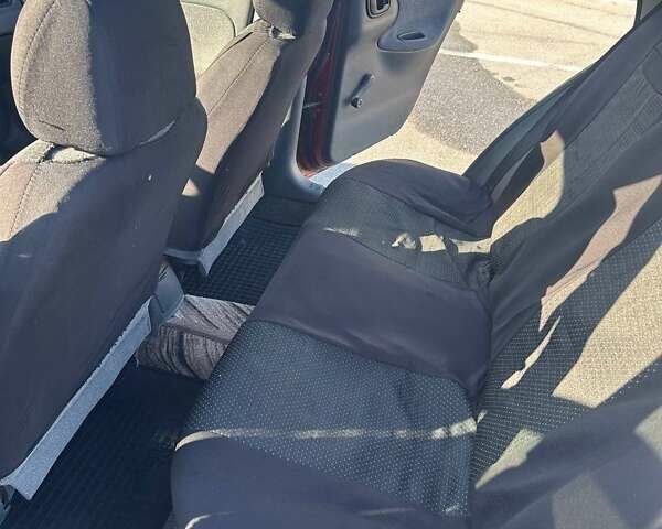 Красный Дэу Сенс, объемом двигателя 1.5 л и пробегом 206 тыс. км за 2100 $, фото 4 на Automoto.ua