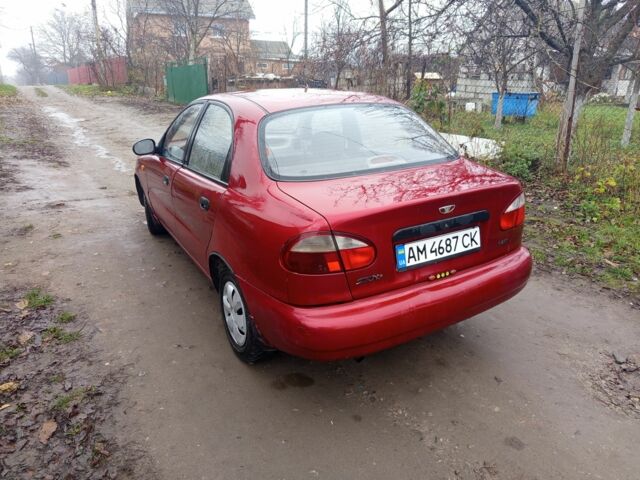Красный Дэу Сенс, объемом двигателя 1.3 л и пробегом 200 тыс. км за 1100 $, фото 4 на Automoto.ua