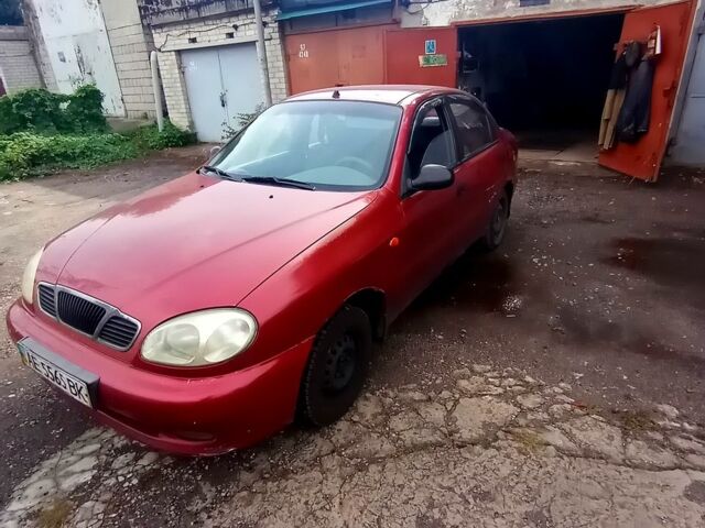 Красный Дэу Сенс, объемом двигателя 1.3 л и пробегом 300 тыс. км за 480 $, фото 3 на Automoto.ua