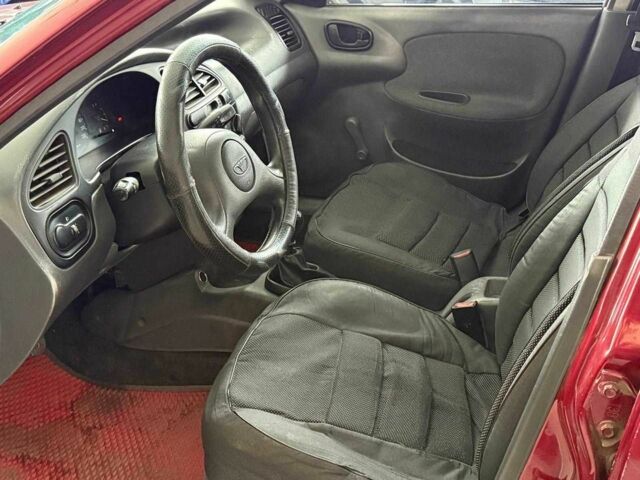 Красный Дэу Сенс, объемом двигателя 1.5 л и пробегом 305 тыс. км за 2440 $, фото 8 на Automoto.ua