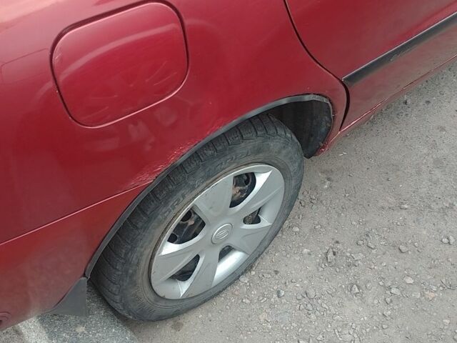 Красный Дэу Сенс, объемом двигателя 1.5 л и пробегом 350 тыс. км за 1300 $, фото 3 на Automoto.ua