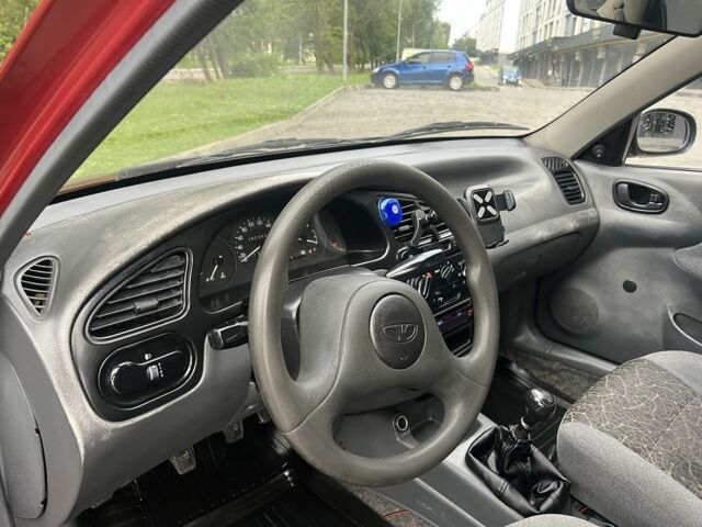 Червоний Деу Сенс, об'ємом двигуна 1.5 л та пробігом 380 тис. км за 1700 $, фото 11 на Automoto.ua