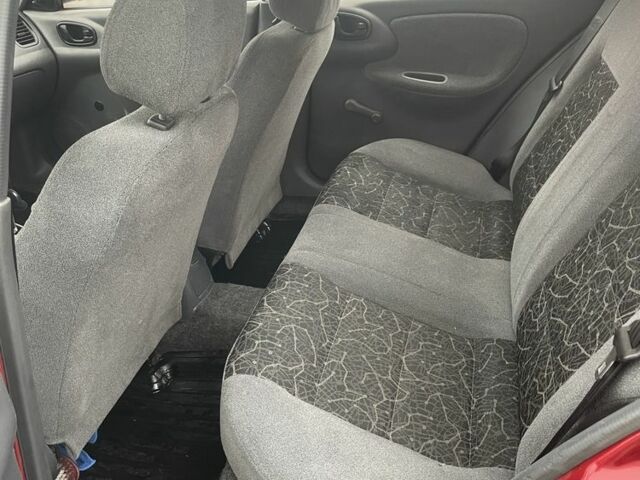 Красный Дэу Сенс, объемом двигателя 1.3 л и пробегом 1 тыс. км за 1350 $, фото 10 на Automoto.ua