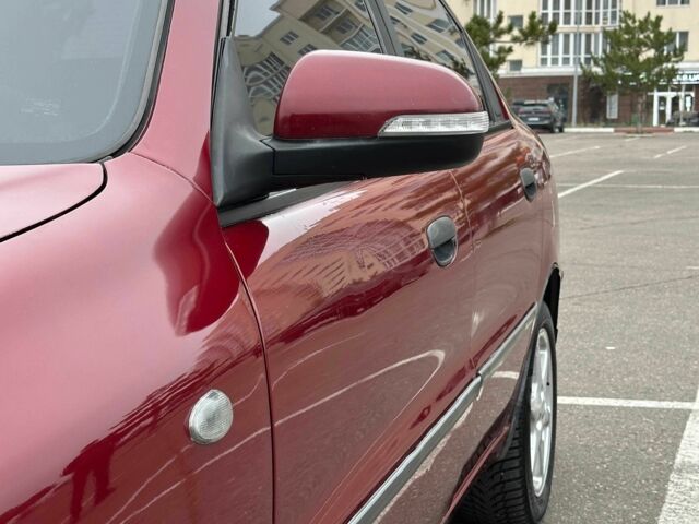 Червоний Деу Сенс, об'ємом двигуна 1.5 л та пробігом 177 тис. км за 3200 $, фото 9 на Automoto.ua