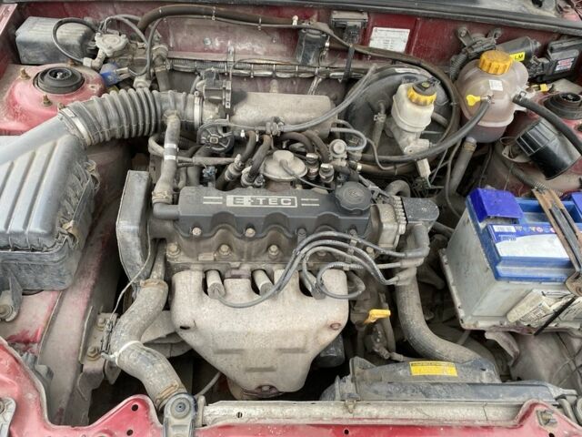 Червоний Деу Сенс, об'ємом двигуна 1.5 л та пробігом 260 тис. км за 1650 $, фото 8 на Automoto.ua