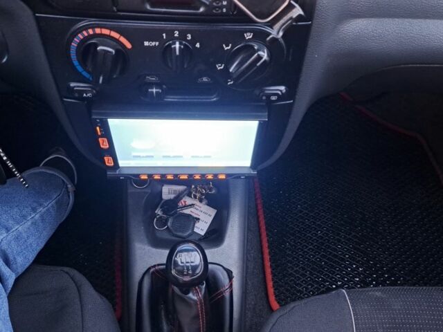 Красный Дэу Сенс, объемом двигателя 1.5 л и пробегом 257 тыс. км за 2800 $, фото 2 на Automoto.ua