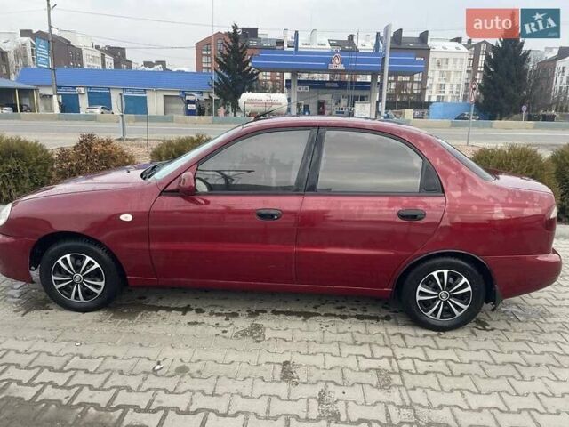 Красный Дэу Сенс, объемом двигателя 1.5 л и пробегом 156 тыс. км за 2600 $, фото 1 на Automoto.ua