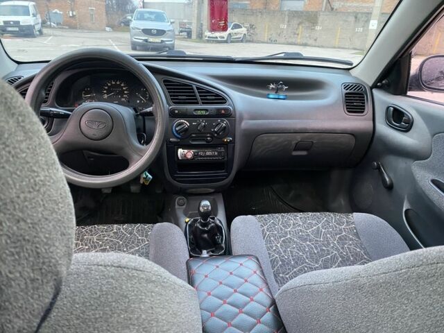 Красный Дэу Сенс, объемом двигателя 1.3 л и пробегом 175 тыс. км за 1950 $, фото 11 на Automoto.ua