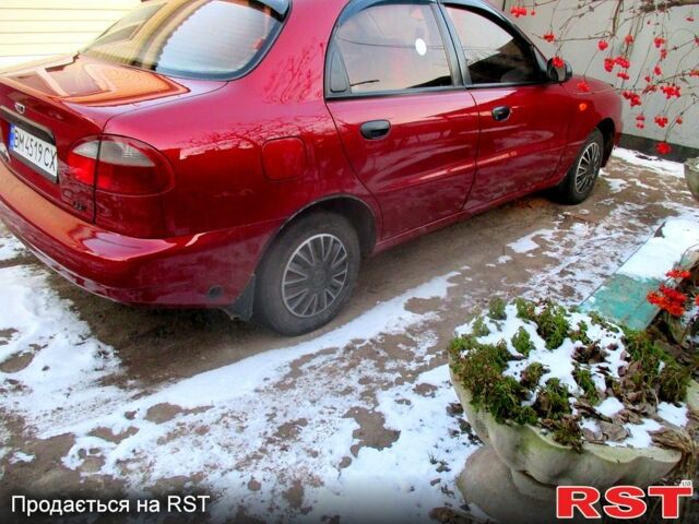 Красный Дэу Сенс, объемом двигателя 1.3 л и пробегом 180 тыс. км за 2350 $, фото 1 на Automoto.ua
