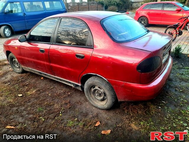 Красный Дэу Сенс, объемом двигателя 1.3 л и пробегом 316 тыс. км за 600 $, фото 3 на Automoto.ua