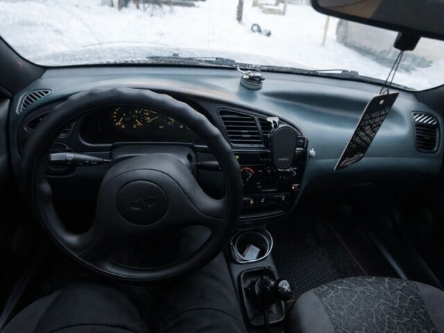 Червоний Деу Сенс, об'ємом двигуна 1.5 л та пробігом 200 тис. км за 3000 $, фото 7 на Automoto.ua