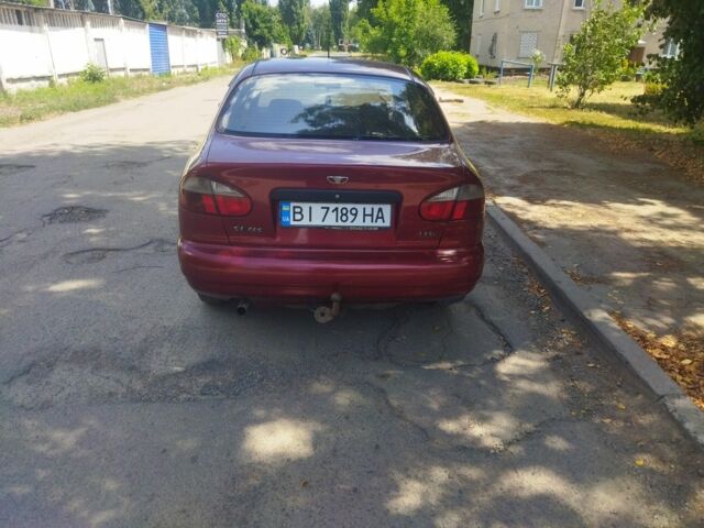 Красный Дэу Сенс, объемом двигателя 1.3 л и пробегом 288 тыс. км за 1550 $, фото 3 на Automoto.ua
