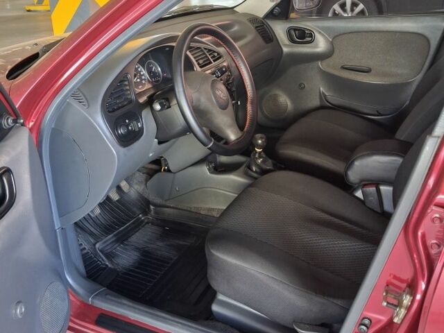 Красный Дэу Сенс, объемом двигателя 1.5 л и пробегом 134 тыс. км за 3300 $, фото 5 на Automoto.ua