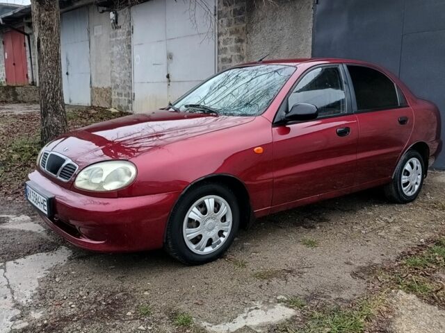 Красный Дэу Сенс, объемом двигателя 1.5 л и пробегом 270 тыс. км за 1950 $, фото 6 на Automoto.ua