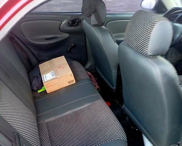 Червоний Деу Сенс, об'ємом двигуна 1.3 л та пробігом 210 тис. км за 2500 $, фото 5 на Automoto.ua