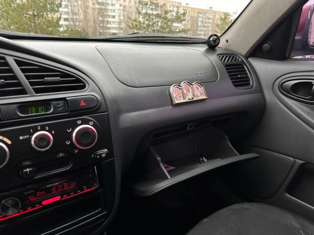 Червоний Деу Сенс, об'ємом двигуна 1.5 л та пробігом 177 тис. км за 3200 $, фото 18 на Automoto.ua