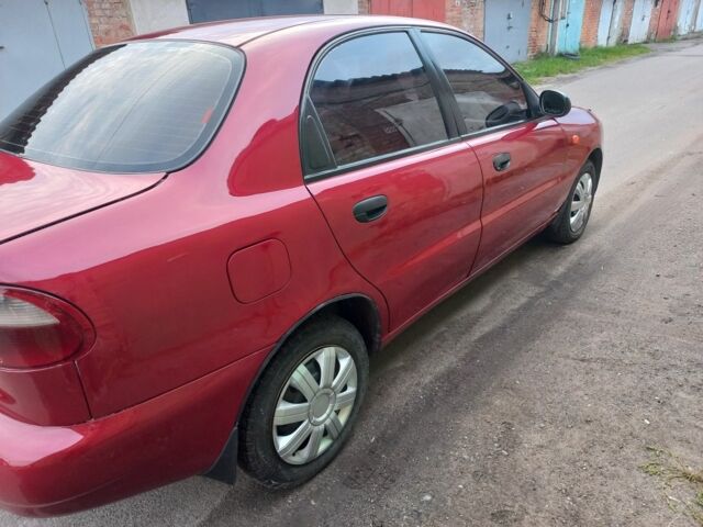 Красный Дэу Сенс, объемом двигателя 1.5 л и пробегом 159 тыс. км за 2750 $, фото 2 на Automoto.ua