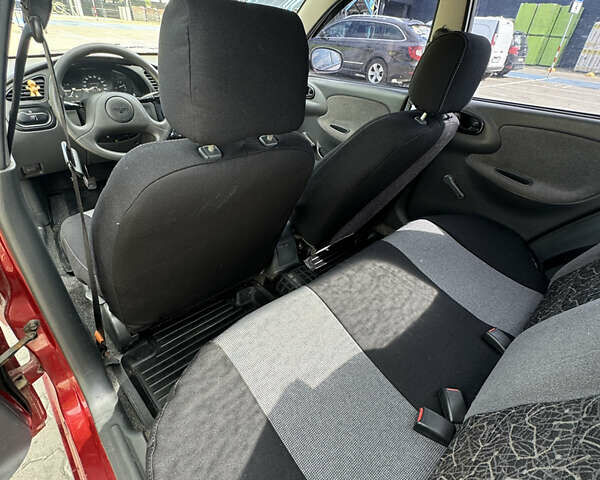 Красный Дэу Сенс, объемом двигателя 1.3 л и пробегом 134 тыс. км за 2100 $, фото 7 на Automoto.ua