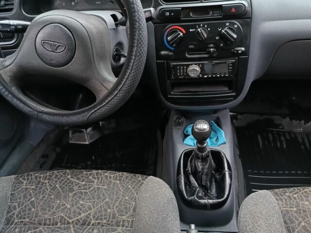 Красный Дэу Сенс, объемом двигателя 1.5 л и пробегом 270 тыс. км за 1950 $, фото 16 на Automoto.ua