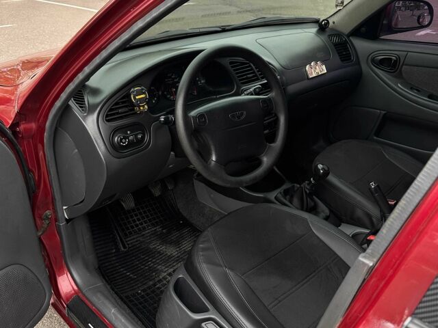 Червоний Деу Сенс, об'ємом двигуна 1.5 л та пробігом 177 тис. км за 3200 $, фото 11 на Automoto.ua