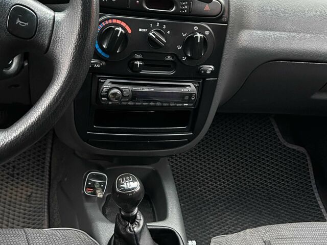 Красный Дэу Сенс, объемом двигателя 1.6 л и пробегом 223 тыс. км за 3600 $, фото 13 на Automoto.ua