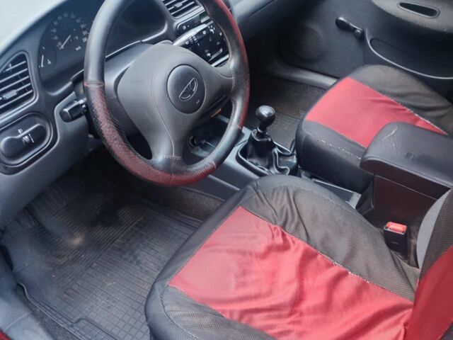 Красный Дэу Сенс, объемом двигателя 1.5 л и пробегом 120 тыс. км за 3000 $, фото 4 на Automoto.ua