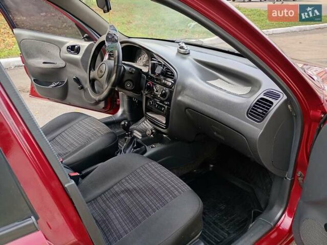 Червоний Деу Сенс, об'ємом двигуна 1.3 л та пробігом 240 тис. км за 2500 $, фото 18 на Automoto.ua
