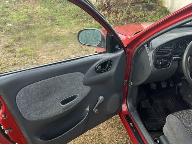 Красный Дэу Сенс, объемом двигателя 1.5 л и пробегом 246 тыс. км за 1550 $, фото 12 на Automoto.ua