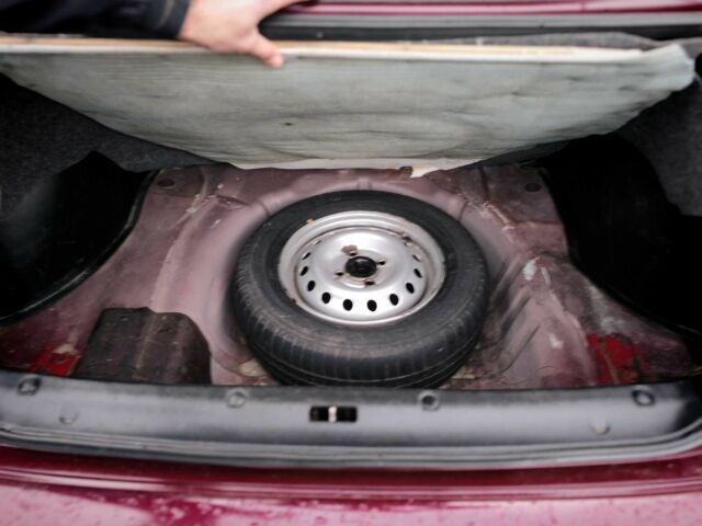 Деу Сенс 2008 у Бердичеве на Automoto.ua Червоний Деу Сенс, об'ємом двигуна 1.5 л та пробігом 90 тис. км за 2900 $, фото 19 на Automoto.ua