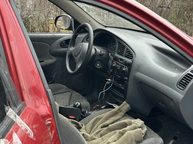 Красный Дэу Сенс, объемом двигателя 1.5 л и пробегом 270 тыс. км за 700 $, фото 7 на Automoto.ua