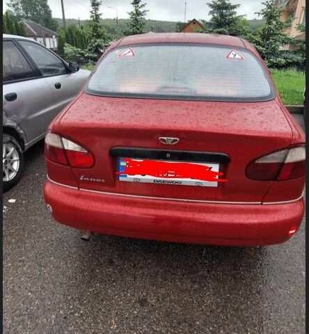 Красный Дэу Сенс, объемом двигателя 1.5 л и пробегом 400 тыс. км за 3500 $, фото 1 на Automoto.ua
