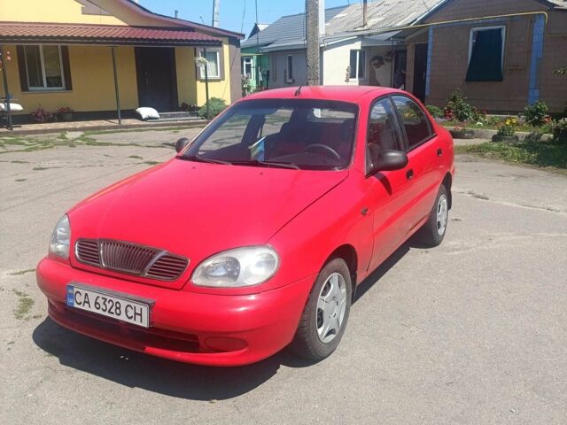 Красный Дэу Сенс, объемом двигателя 1.4 л и пробегом 240 тыс. км за 1500 $, фото 1 на Automoto.ua