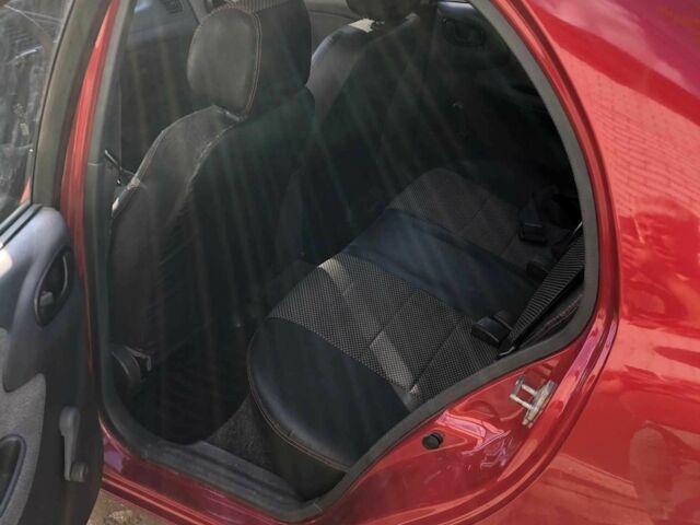 Красный Дэу Сенс, объемом двигателя 1.5 л и пробегом 142 тыс. км за 2884 $, фото 3 на Automoto.ua