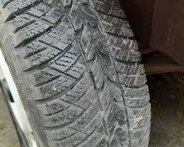 Червоний Деу Сенс, об'ємом двигуна 1.4 л та пробігом 117 тис. км за 3000 $, фото 51 на Automoto.ua