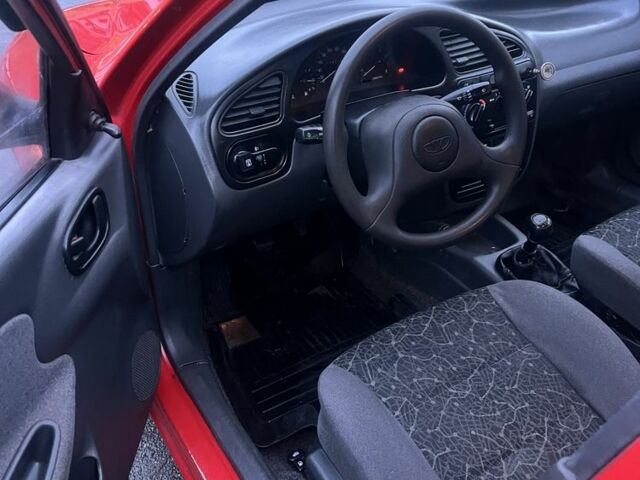 Красный Дэу Сенс, объемом двигателя 1.5 л и пробегом 175 тыс. км за 2500 $, фото 5 на Automoto.ua