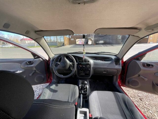 Красный Дэу Сенс, объемом двигателя 1.4 л и пробегом 117 тыс. км за 2600 $, фото 6 на Automoto.ua