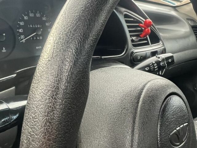 Красный Дэу Сенс, объемом двигателя 1.4 л и пробегом 161 тыс. км за 1850 $, фото 9 на Automoto.ua