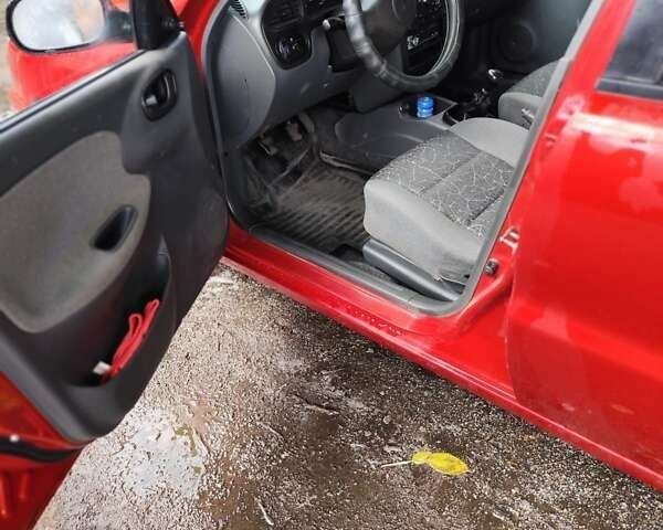 Дэу Сенс 2008 в Изюме на Automoto.ua Красный Дэу Сенс, объемом двигателя 1.5 л и пробегом 187 тыс. км за 2200 $, фото 3 на Automoto.ua