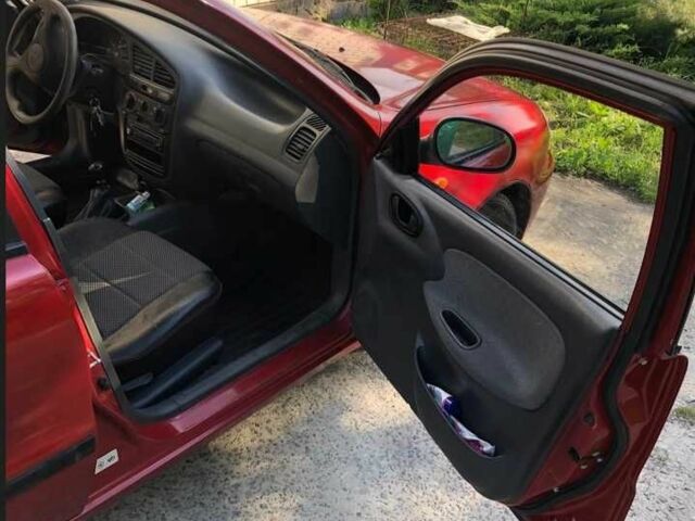 Красный Дэу Сенс, объемом двигателя 1.5 л и пробегом 142 тыс. км за 2884 $, фото 11 на Automoto.ua