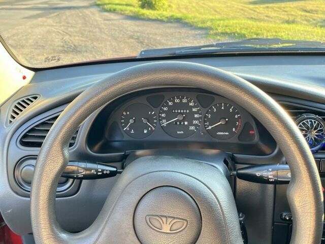 Червоний Деу Сенс, об'ємом двигуна 1.5 л та пробігом 110 тис. км за 3150 $, фото 4 на Automoto.ua