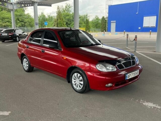 Красный Дэу Сенс, объемом двигателя 0 л и пробегом 136 тыс. км за 2900 $, фото 1 на Automoto.ua