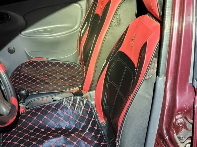 Червоний Деу Сенс, об'ємом двигуна 0 л та пробігом 172 тис. км за 3000 $, фото 1 на Automoto.ua