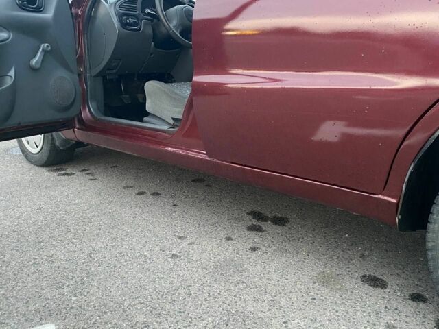 Красный Дэу Сенс, объемом двигателя 1.5 л и пробегом 226 тыс. км за 2197 $, фото 3 на Automoto.ua