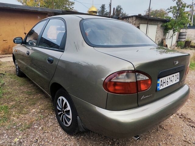 Дэу Сенс 2008 в Кривом Роге на Automoto.ua Красный Дэу Сенс, объемом двигателя 0 л и пробегом 200 тыс. км за 3500 $, фото 3 на Automoto.ua